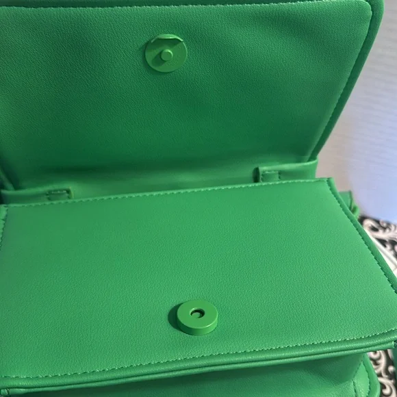 NWOT NANETTE LEPORE FLAP CROSSBODY BAG WITH A BOW 💚 luxury Fabulous Bow - Picture 10 of 16